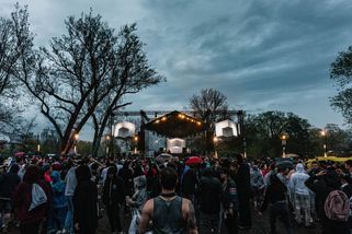 Glosa: Hip Hop Kemp peníze prý nemá. Podnikatelské riziko ale nemají platit fanoušci - Médium.cz